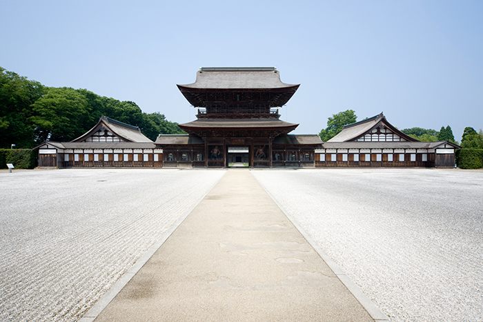 国宝 高岡山瑞龍寺の写真